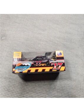 NASCAR Can-Am 500
Phoenix International Raceway
Camry Program Car Diecast
